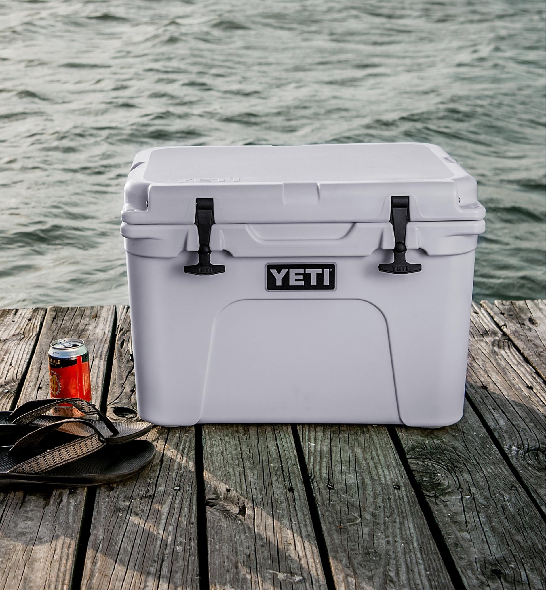 Cooler Yeti Tundra 35 Azul - Coolers y Neveras